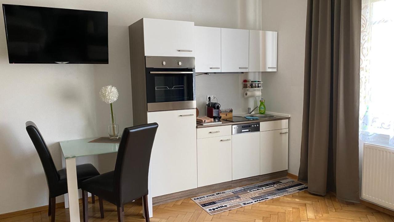 Apartment Im Grunen Leoben  Ngoại thất bức ảnh