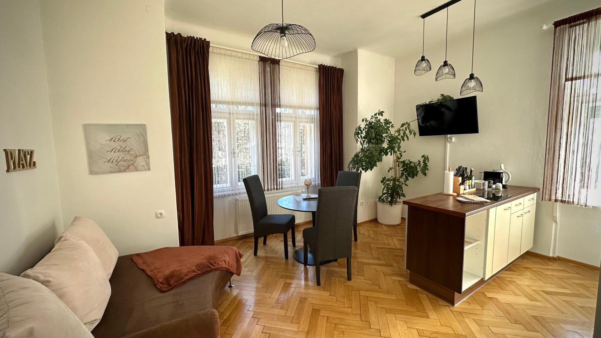 Apartment Im Gruenen Leoben  Ngoại thất bức ảnh