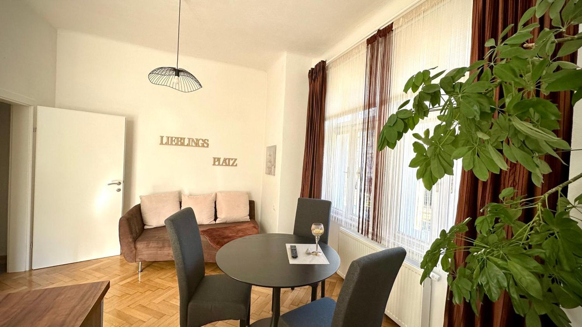 Apartment Im Gruenen Leoben  Ngoại thất bức ảnh